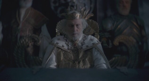 Король Джейхерис Миротворец открывает сундучок с результатами голосования: "Ну, Винсент, мы счастливы?"