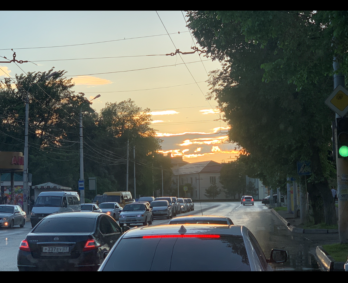 А это за 5 минут до ливня, фото не передает всю волшебную атмосферу и эту невероятную красоту. 