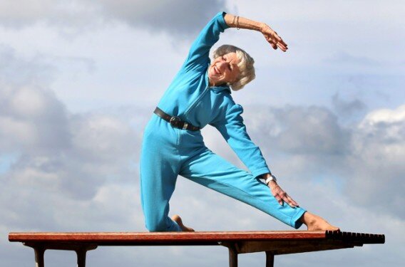 Йога для 60-летних. Почему я уже 5 лет занимаюсь йогой и как она повлияла на мое здоровье