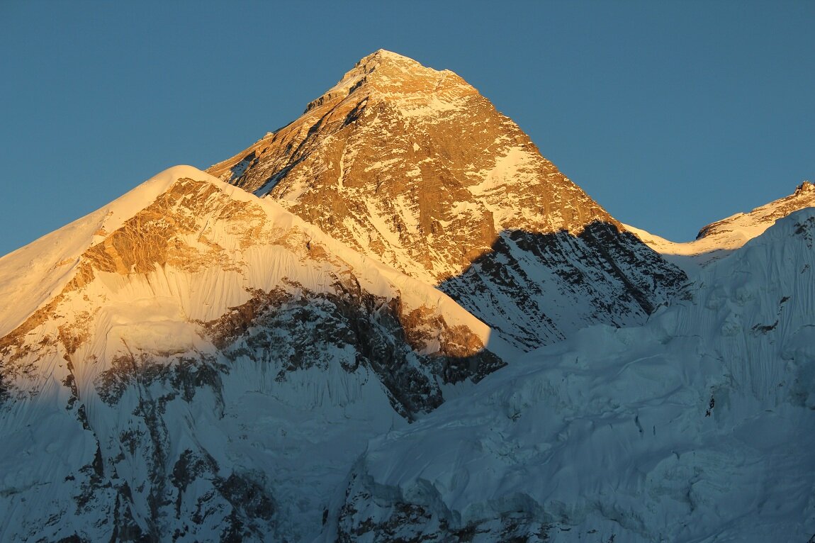 Высота эвереста высочайшая. Гора Эверест (Джомолунгма). Гималаи. Гора Эверест 8848 метров. Вершины: гора Джомолунгма (Эверест),.