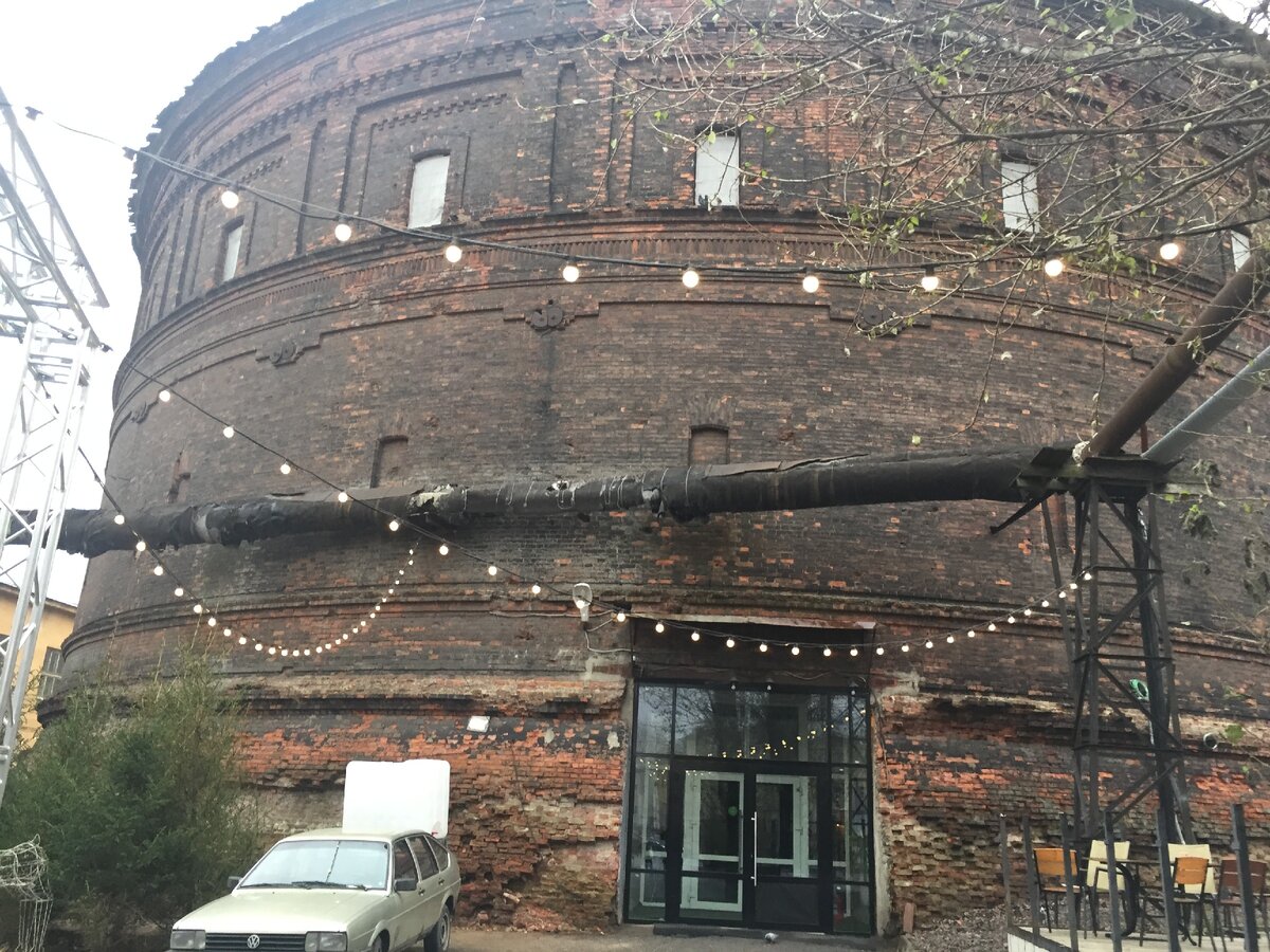 Старинное круглое здание