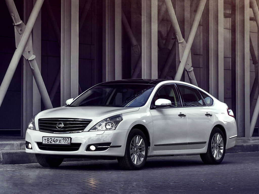 Ниссан Теана