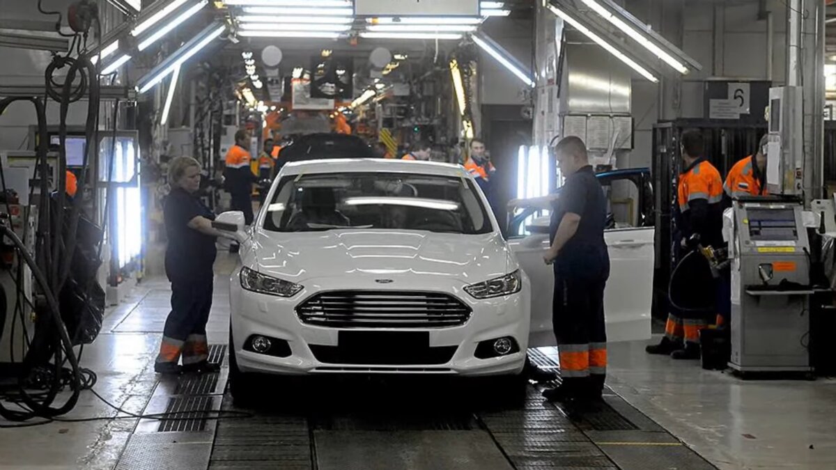 Ford Focus конвейер Sollers