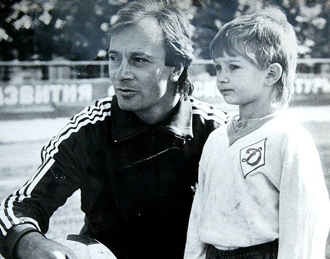 Будущая звезда с отцом