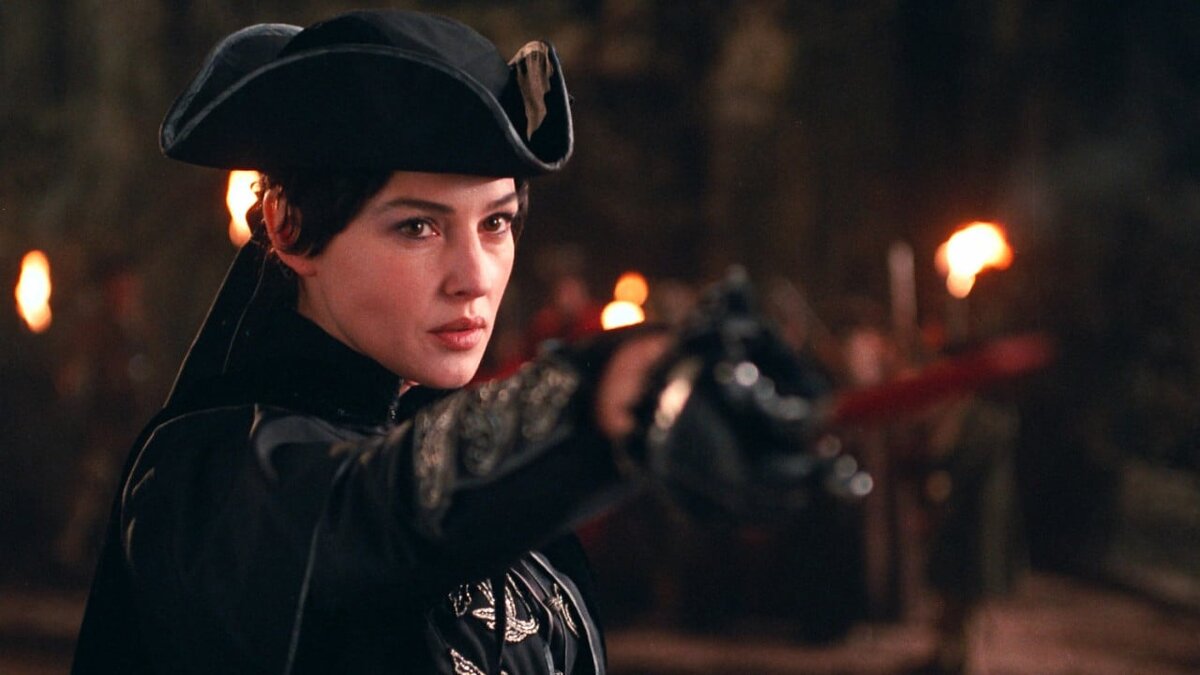 Кадр из фильма "Братство волка" (2001)