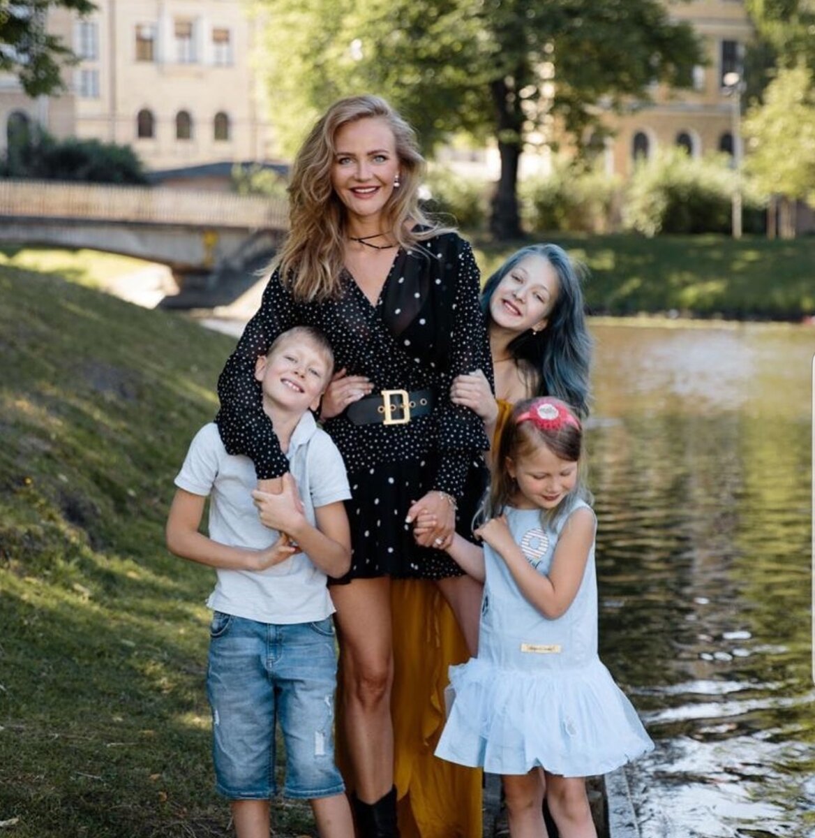 Светлана с детьми 