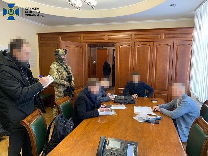 В Киеве не строили метро, чтобы получать проценты