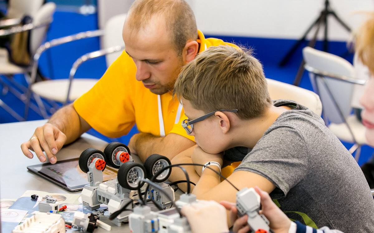 Во время форума "Город образования". Источник: vk.com/public53827960