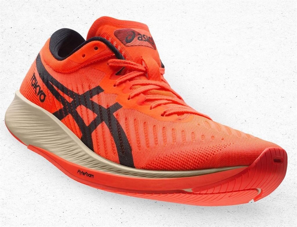 Asics Metaracer: новый спортивный ботинок