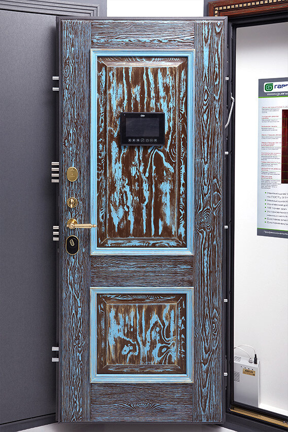 Фото: https://guardian.ru/upload/iblock/ad8/Videoglazok_dlya_vkhodnoy_dveri_s_datchikom_dvizheniya_1_.jpg