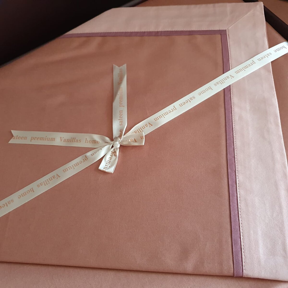 Вкусная постельная карамель