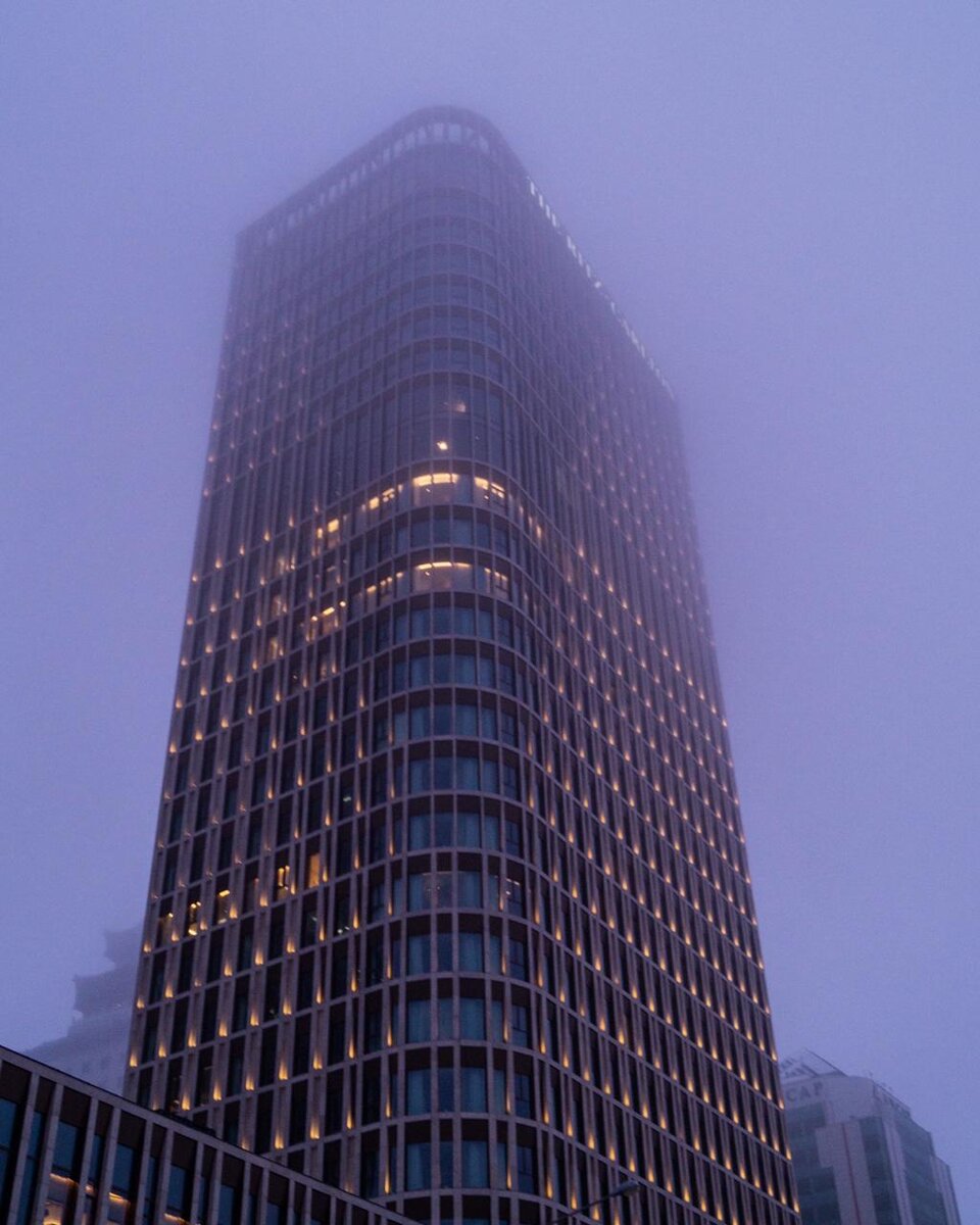 Москва слезам не верит.