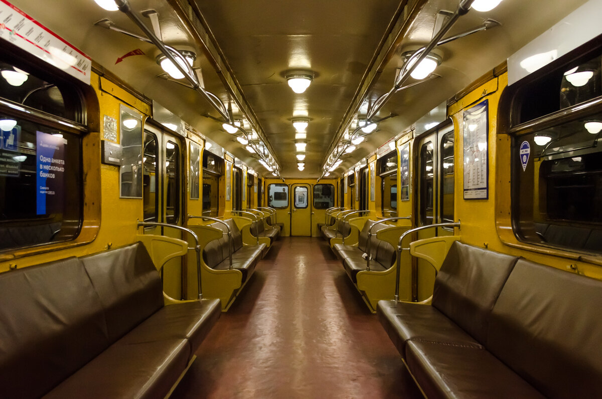 метро петербурга старое