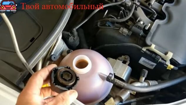 На Ладе Весте уже ржавый антифриз после 20к пробега