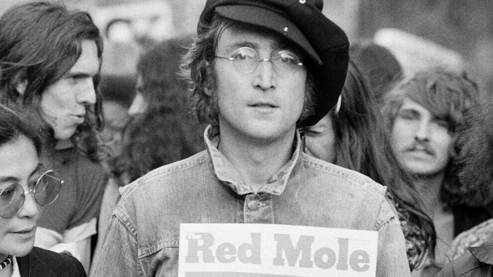 Джон Леннон