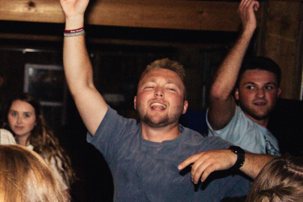 Подписывайтесь на канал и ставьте лайки!