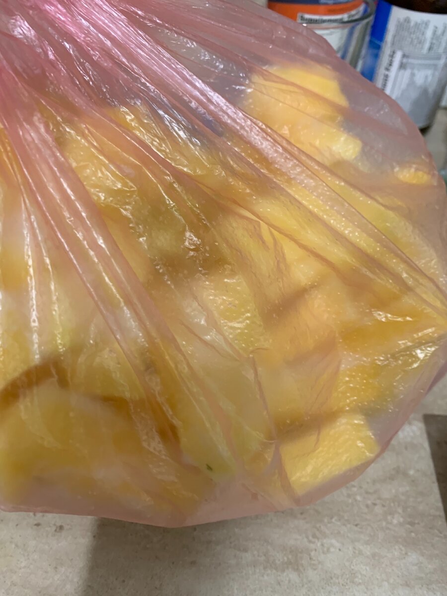 Мы уже перешли к жёлтой группе продуктов, всегда лучше начинать только с зелёной, чтоб не было аллергии. 
