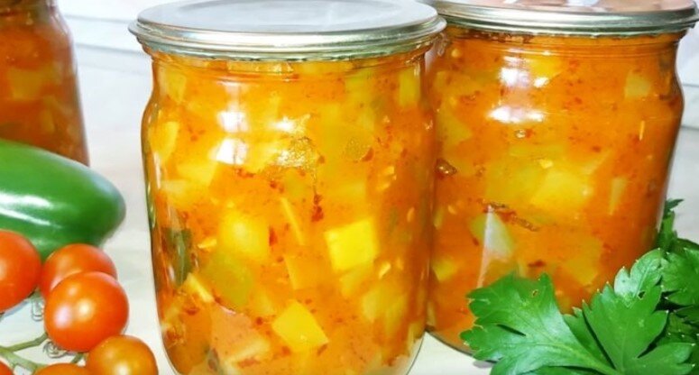 10 вкусных и простых рецептов кабачков на зиму: готовим икру, салат, компот и язычки