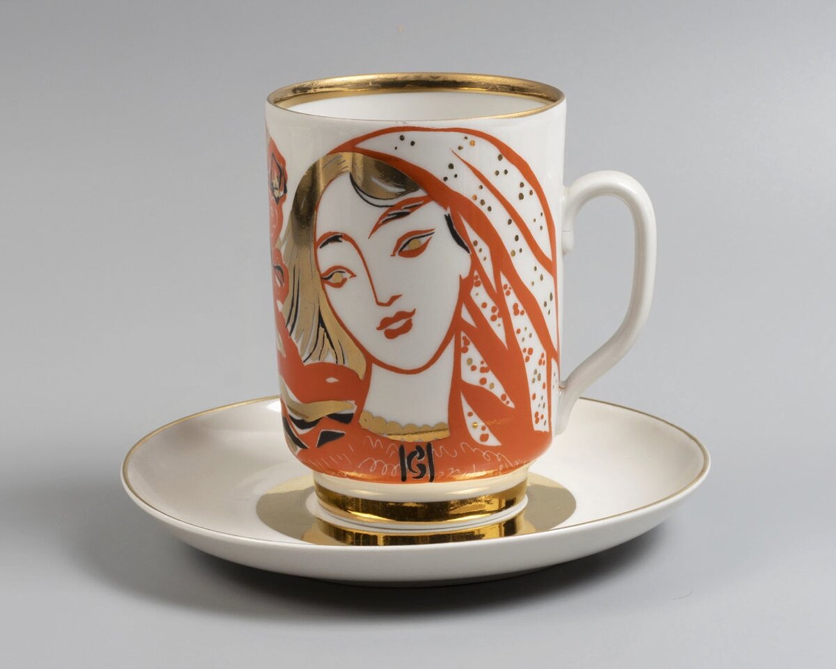 Чайный бокал "Фестивальный 1960-е годы, источник https://ru.bidspirit.com/