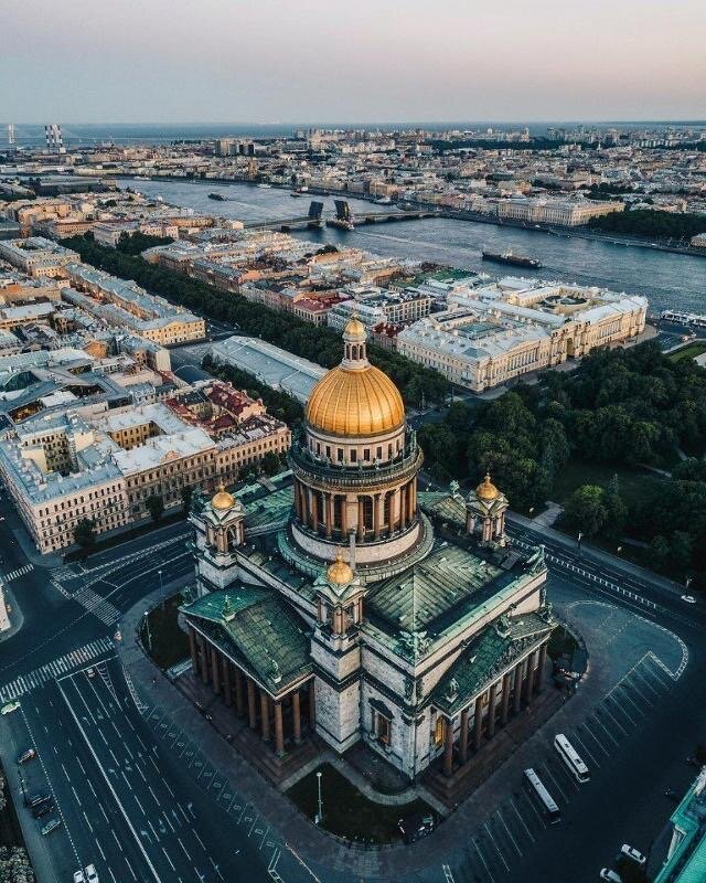 Исаакиевский дворец Монферран