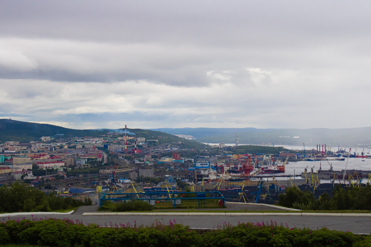 Мурманск, на пути к памятнику Защитникам Заполярья или просто Алёша