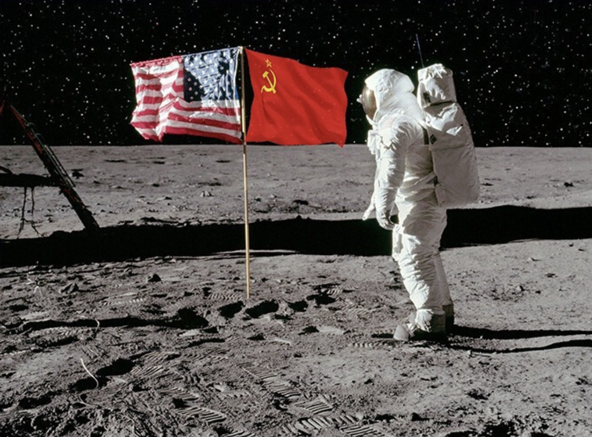 Американцы на луне 1969. Снимки луны американскими астронавтами. Первый космонавт на луне был правда или вымысел. Были ли американцы на. Американский флаг на луне.