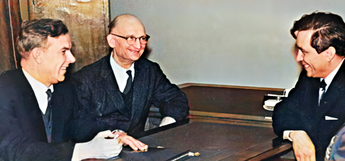Рудольф Абель на приеме у председателя КГБ при Совете министров СССР В. Е. Семичастного. Москва, сентябрь 1964 года