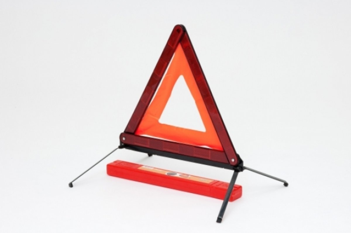    17-летнюю девушку сбил в Казани мотоциклист и попал в ДТП с двумя авто