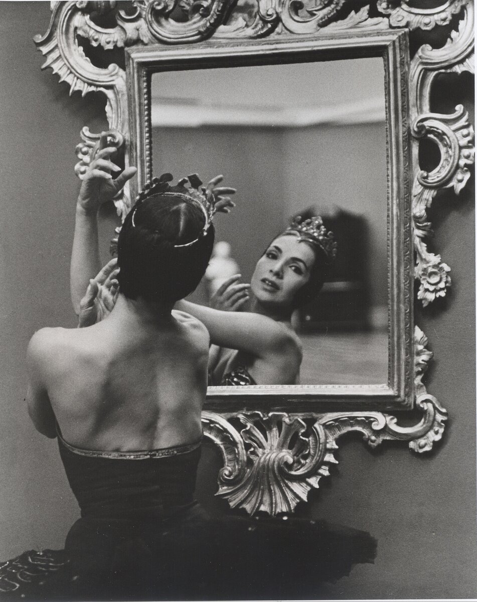 ...Соня Арова...