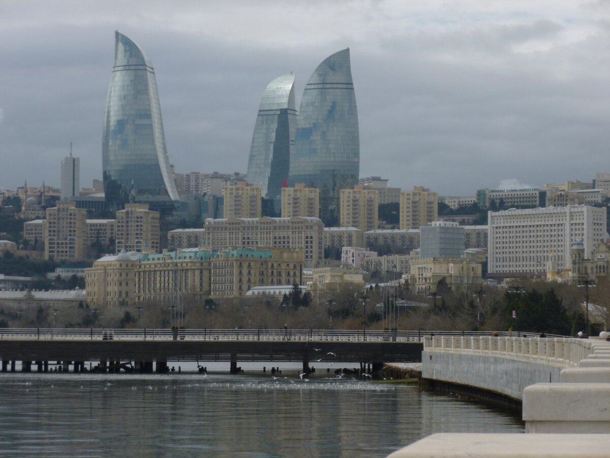Вид на современный символ города.