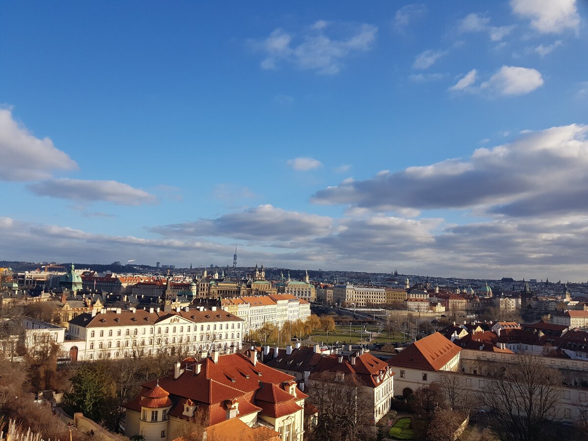 Прогулки по Праги. Вид из Пражского града. Фото автора.