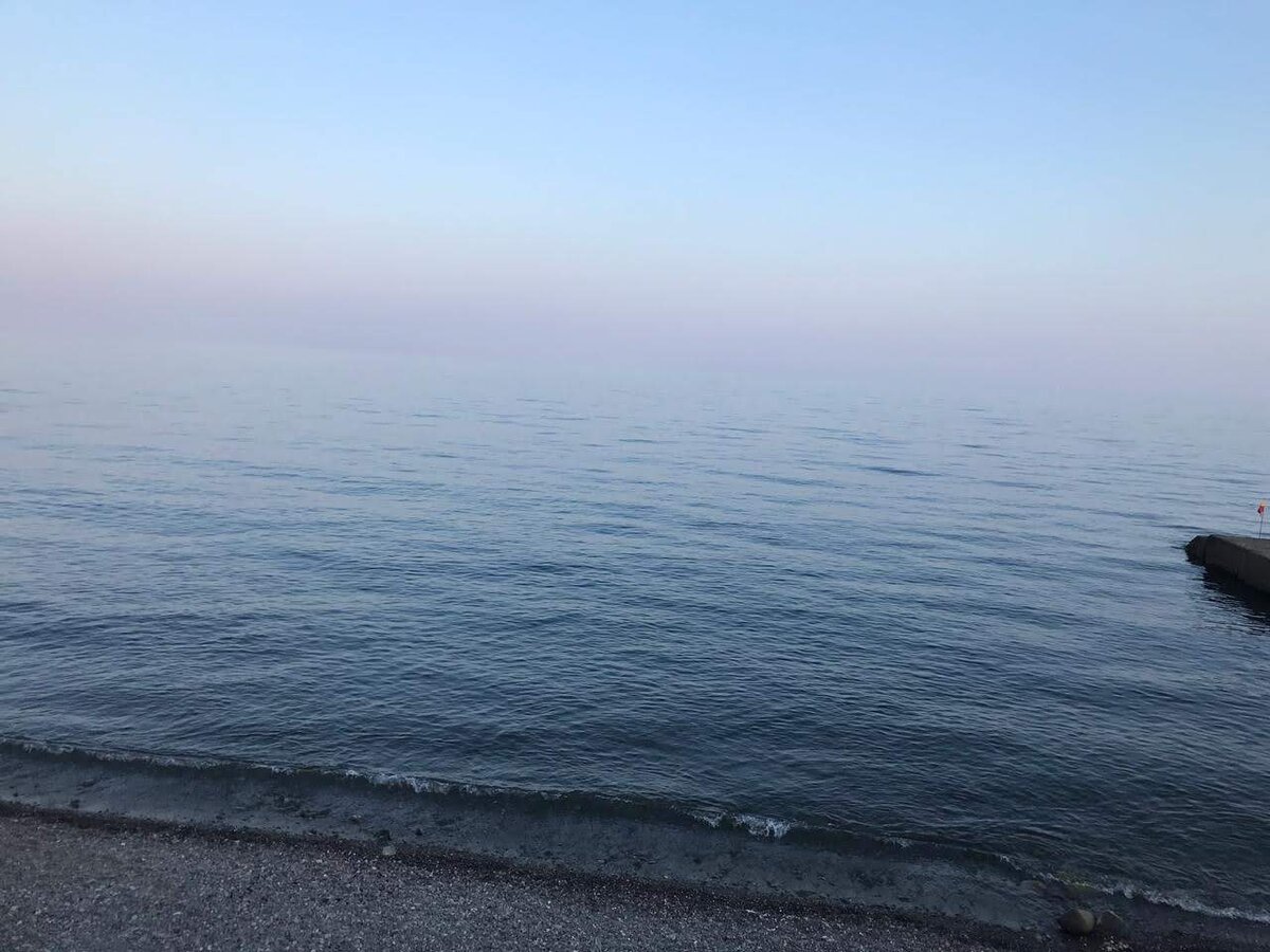 Пляж Воронцовских купален в Алупке