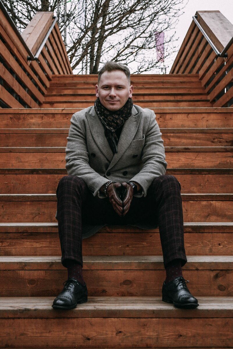 Лестница в порту «СевКабель»