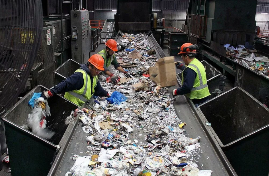 сортировка мусора (картинка из интернета)