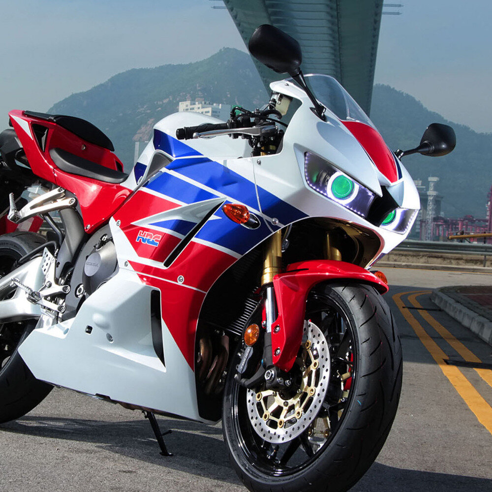 Мотоциклист Honda cbr600rr