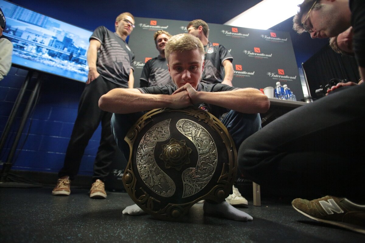 Источник — Maincast