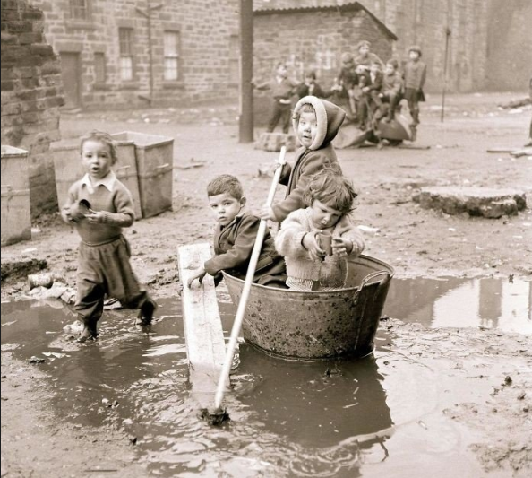 фото из https://vk.com/bookmarks?z=photo