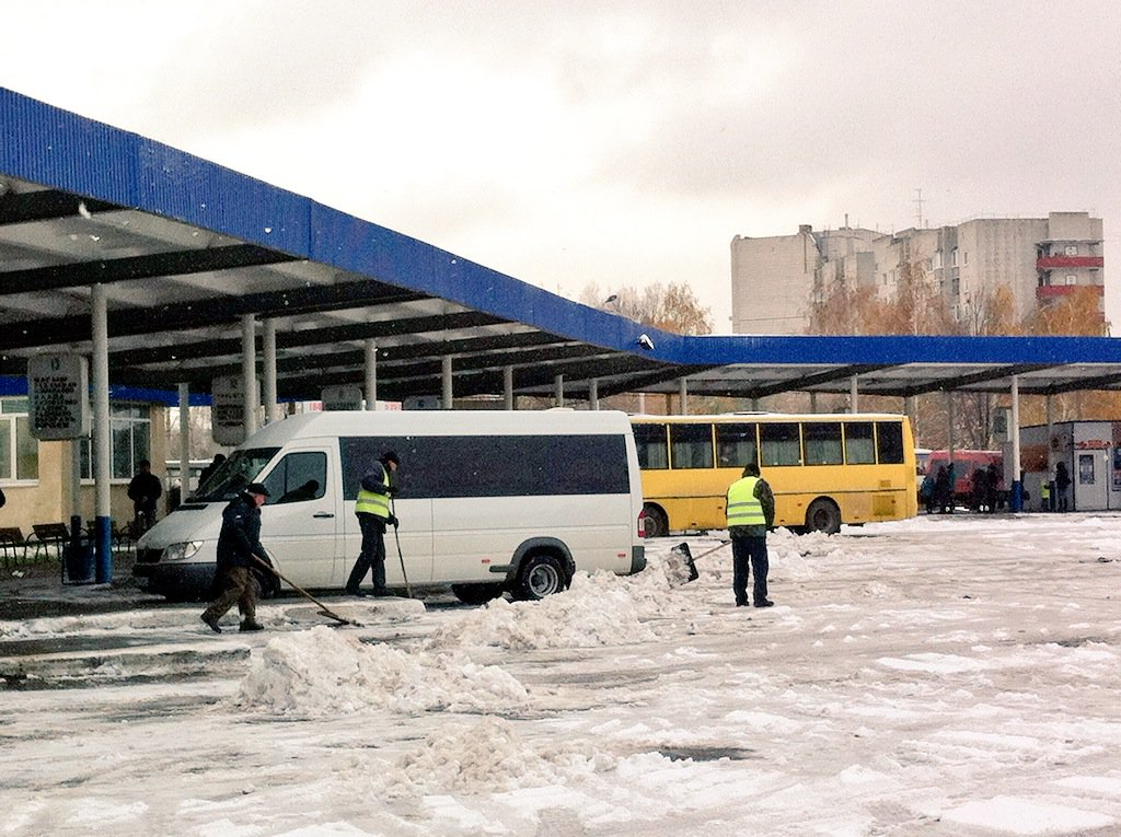 Работа ульяновск автовокзал. Центральный автовокзал Ульяновск. Ульяновск вокзал автовокзал. Центральный автовокзал Ульяновск перроны. Автостанция новый город Ульяновск.