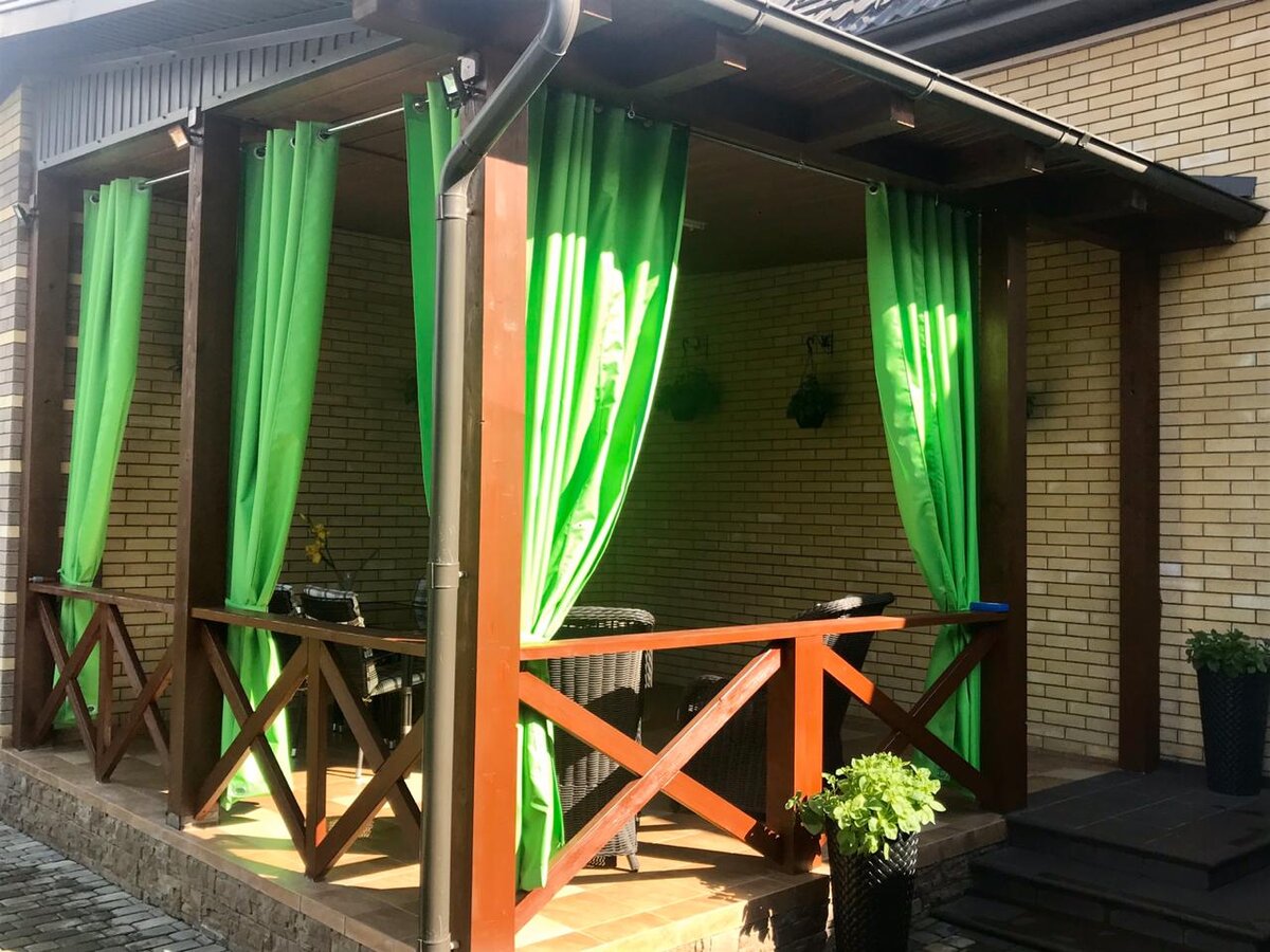 Уличные шторы для беседки с полиуретановой водо непроницаемой пропиткой