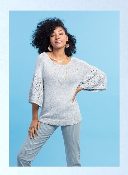 Голубой джемпер от дизайнера Йоко Хатта.  Источник: www.ravelry.com/patterns/library/sheer-elegance-pullover.