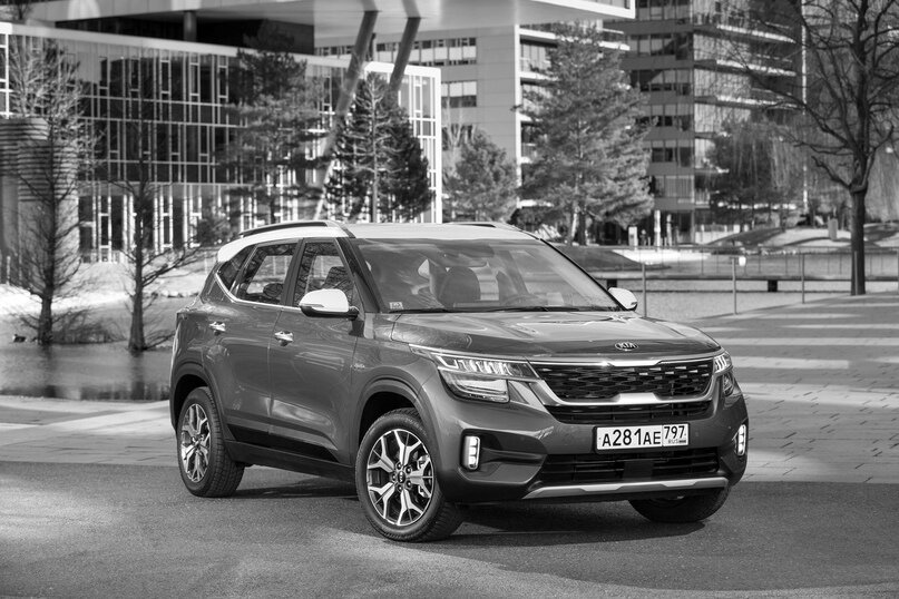 Николай купил Kia Seltos в 2020 году вместо поездки на море.