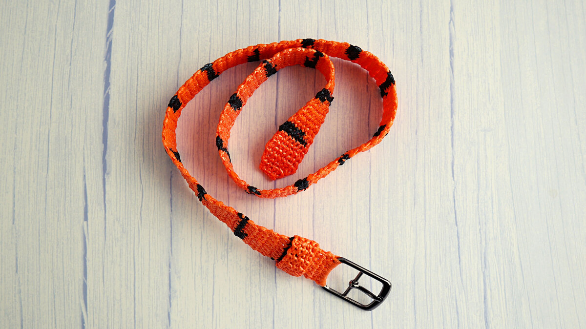 вязаный пояс из пакетов