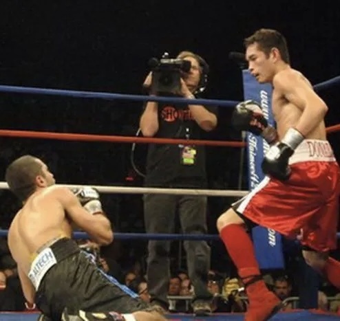 – Как молоды мы были, как искренне мы били, как верили в себя!