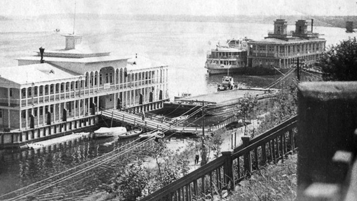Кинешма. Вид на Волгу и пристань. 1950-е годы. Фото из собрания М. Кудрявцева.