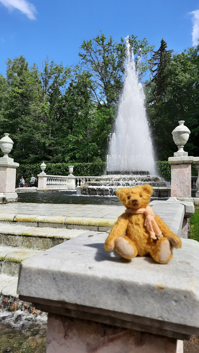 Фонтан "Пирамида"