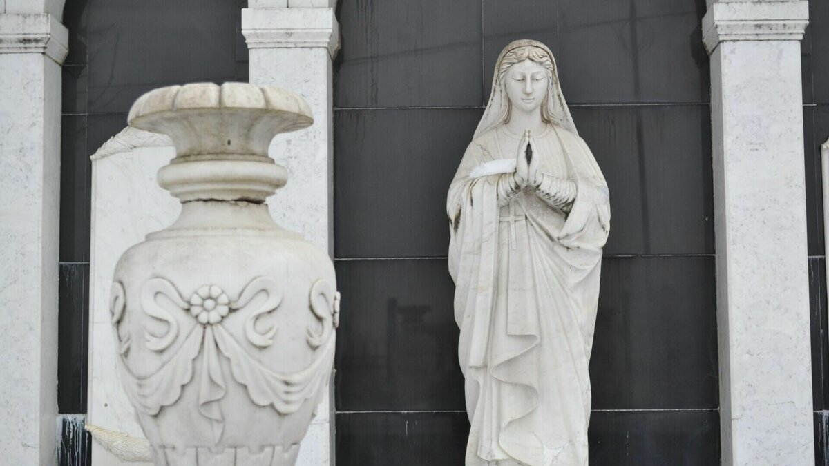     В Калачёвском районе похоронили 23-летнего Никиту Бушмакина. Как сообщает v1.ru, он погиб в спецоперации на Украине.