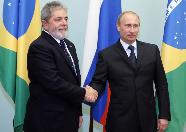 Президент Бразилии Луис Инасиу Лула да Силва и Владимир Путин