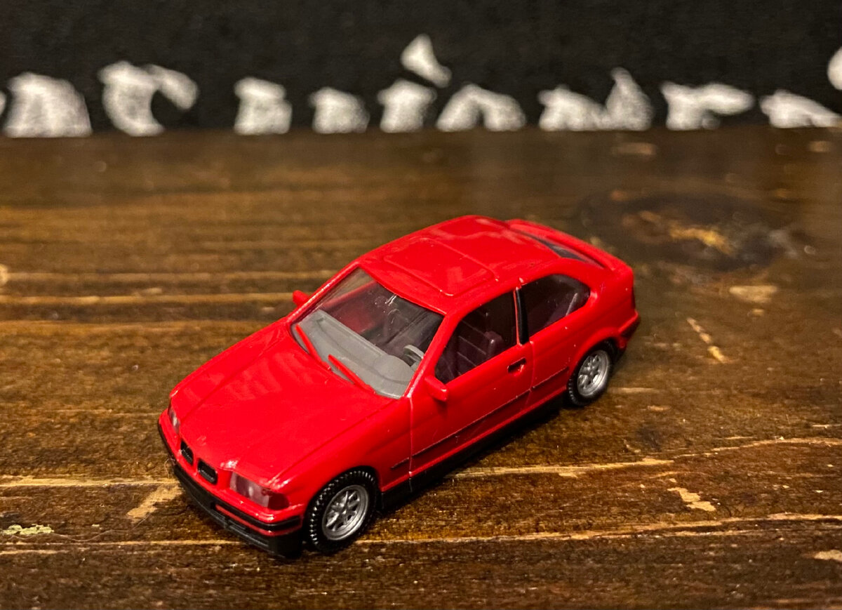 BMW 3 E36 Compact от Wiking в масштабе 1:87 | Масштабный тест-драйв | Дзен