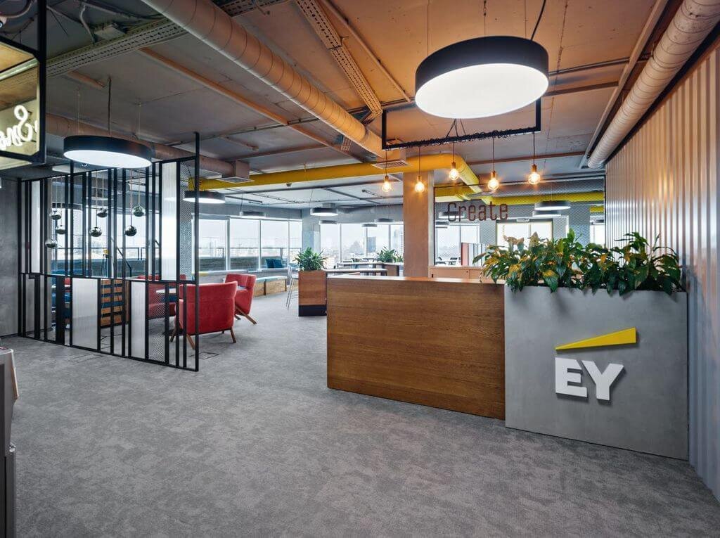 Оф янги. Ey офис. Ey офис в Москве. Ernst young Москва. Офис компании artlife.