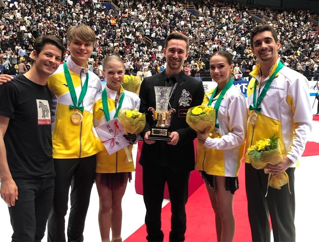 Победители Japan Open-2019, команда Европы во главе с Д.Глейхенгаузом и С.Ламбьелем
Источник: группа Этери Тутберидзе, VK
